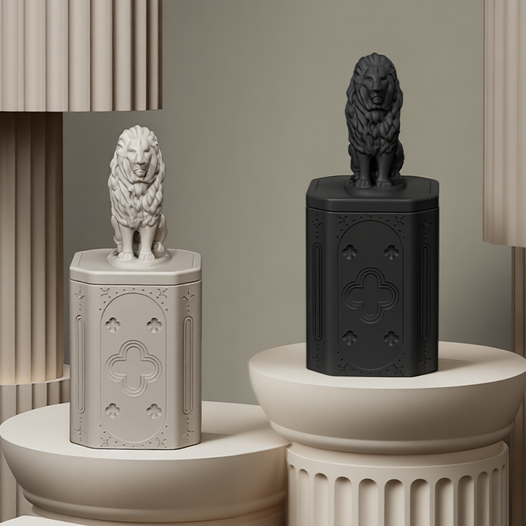 scented-candle-jar-lion-hover